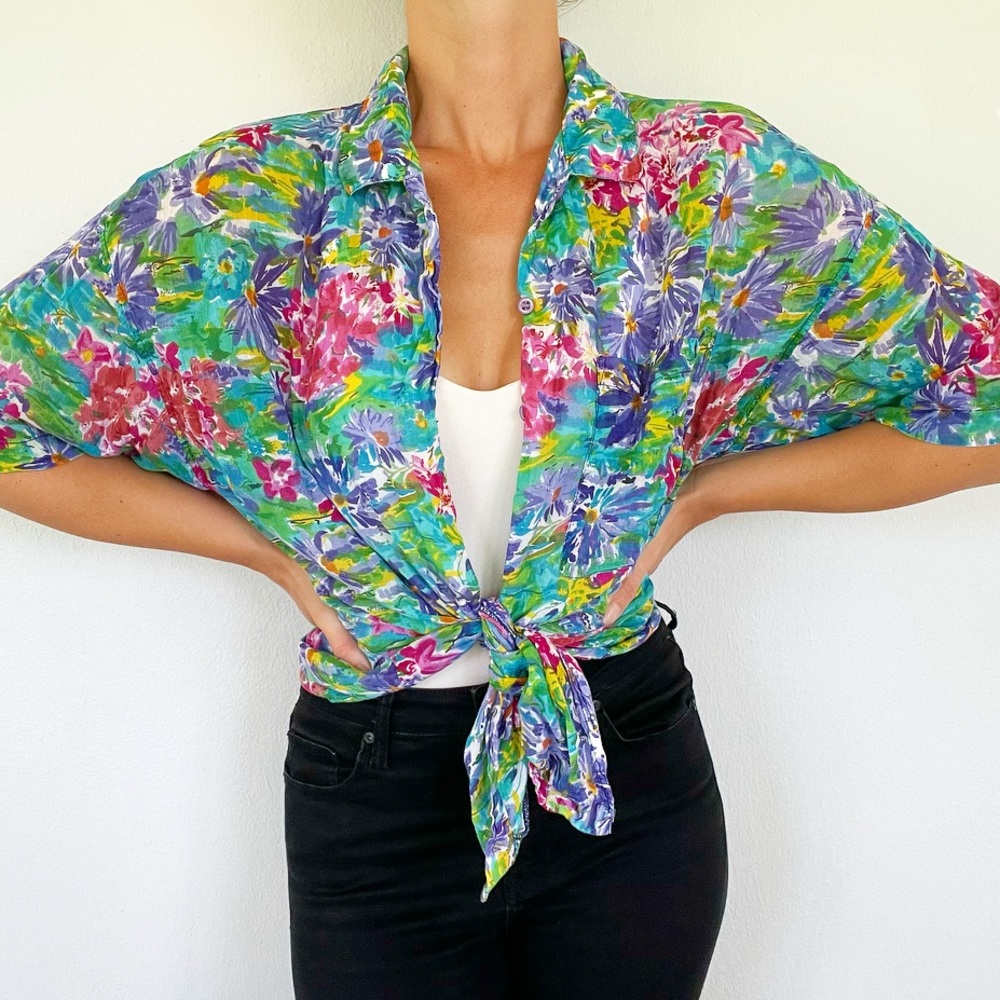 Vintage tropical floral print short sleeve button down cotton blouse size small